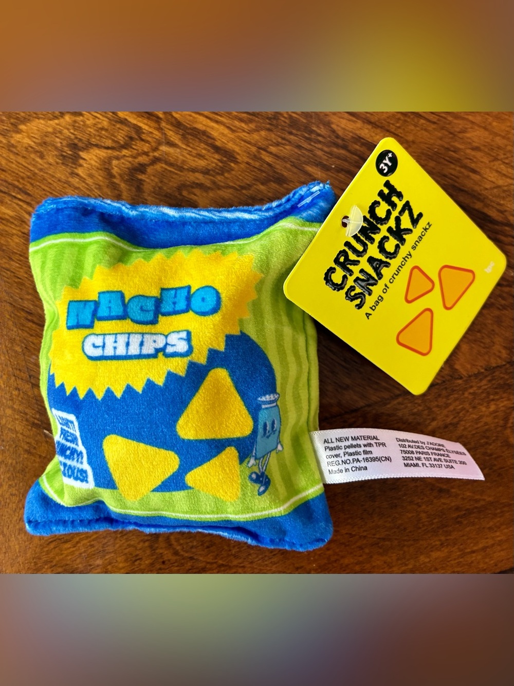 Brand new! J’Adore “Nacho Chips” Crunch Snackz Plush Sensory toy! NWT.